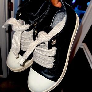 OG DRKSHDW Jumbo Lace Rick Owens